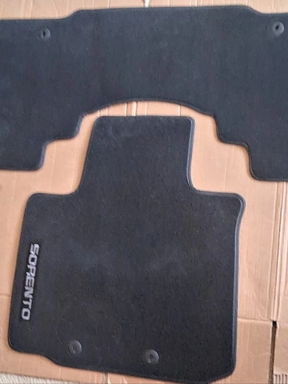 Kia Sorento floor mats Sorento Black Carpet Floor Mats Set